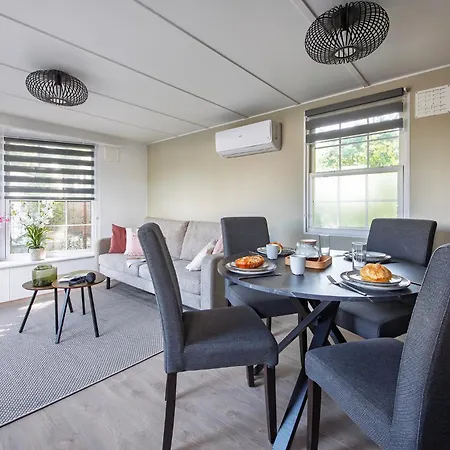 88, Boutique Forest Chalet - Airco - Parking Шале *