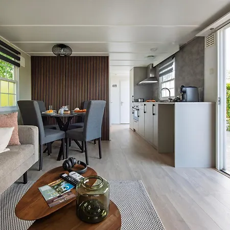 88, Boutique Forest Chalet - Airco - Parking Шале Ойстервейк